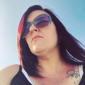 Meet your Posher, Maeghan